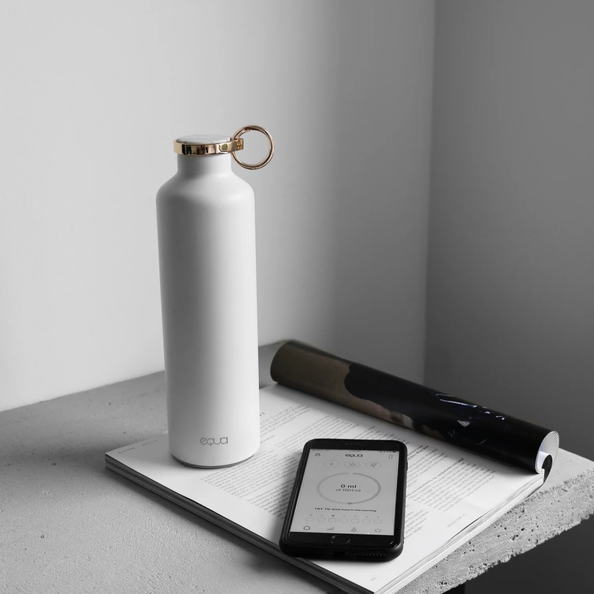 Розумна пляшка з нержавіючої сталі Equa Smart Water Bottle